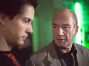 Bienzle genügen wenige Fragen, um herauszufinden, dass wenig Liebe zwischen Mike Grabosch und seinem Vater herrschte. Bienzle genügen wenige Fragen, um herauszufinden, dass wenig Liebe zwischen Mike Grabosch und seinem Vater herrschte.