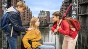 Benni und Edda bedrohen Pippa Benni und Edda bedrohen Pippa