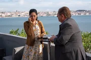 Rechtsanwalt Eduardo Silva (Jürgen Tarrach) vertraut seiner Assistentin Marcia (Vidina Popov). Rechtsanwalt Eduardo Silva (Jürgen Tarrach) vertraut seiner Assistentin Marcia (Vidina Popov).