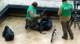 Saat des Terrors: Deutsche Polizei bei der Terrorabwehr in der Weihnachtsmarktzeit.