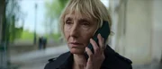 Beatrice Paquin (Nathalie Richard), eine ehemalige Führungsoffizierin beim französischen Geheimdienst, lässt sich auf eine riskante Mission ein. Beatrice Paquin (Nathalie Richard), eine ehemalige Führungsoffizierin beim französischen Geheimdienst, lässt sich auf eine riskante Mission ein.