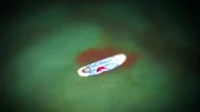 Surfbrett mit Blutspuren. Surfbrett mit Blutspuren.