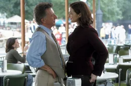 Wendell Rohr (Dustin Hoffman, l.); Marlee (Rachel Weisz, r.)