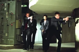 Um das Leben des Pr&auml;sidenten zu sch&uuml;tzen, bringen sie ihr eigenes in Gefahr: David (Kiefer Sutherland, l.), Jill (Eva Longoria) und Pete (Michael Douglas).