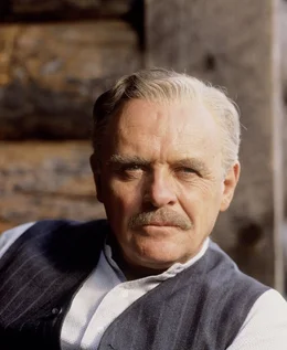 Der kriegserprobte Colonel Ludlow (Anthony Hopkins) hat sich mit seinen drei S&ouml;hnen auf eine entlegene Farm in Montana zur&uuml;ckgezogen ...