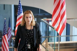 Nachdem Reality (Emilia Jones) sowohl ihren Freund Andre als auch ein sicher geglaubtes Traumjobangebot bei einer NGO verloren hat, beginnt sie, f&uuml;r den US-Auslandsgeheimdienst NSA zu arbeiten.