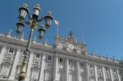 In Spanien will man in den 1960er Jahren trotz großer Konkurrenz im Mittelmeer den Tourismus ausbauen. Das Erfolgsrezept dafür soll die Gastronomie liefern ... In Spanien will man in den 1960er Jahren trotz großer Konkurrenz im Mittelmeer den Tourismus ausbauen. Das Erfolgsrezept dafür soll die Gastronomie liefern ...