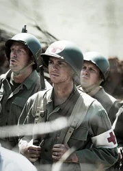 Desmond T. Doss (Andrew Garfield)