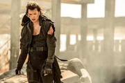 Alice (Milla Jovovich)