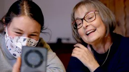 Ruth Bopp mit ihrer Tochter.