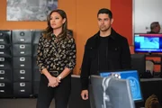 Vanessa Lachey (Jane Tennant), Wilmer Valderrama (Nick Torres)