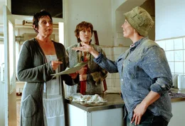 Mona Seefried (Steffi Krieg), Thekla Carola Wied (Maria Lieblich), Katerina Jacob (Carola Bleibtreu)