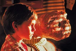 Henry Thomas (Elliot).