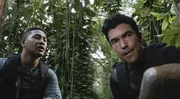 Junior Reigns (Beulah Koale, l.); Adam Noshimuri (Ian Anthony Dale, r.) Junior Reigns (Beulah Koale, l.); Adam Noshimuri (Ian Anthony Dale, r.)