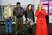 Im Bild (v.li.): David Koechner (Bill Lewis), Cedric Yarbrough (Vic), Beth Triffon (Joanne Schwartz), Wendi McLendon-Covey (Beverly Goldberg). Im Bild (v.li.): David Koechner (Bill Lewis), Cedric Yarbrough (Vic), Beth Triffon (Joanne Schwartz), Wendi McLendon-Covey (Beverly Goldberg).