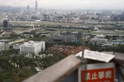 Ansicht von Taipeh, der Hauptstadt von Taiwan: Im November stehen hier Wahlen an – der perfekte Zeitpunkt für Chinas Soft-Power-Initiative in den sozialen Netzwerken. Ansicht von Taipeh, der Hauptstadt von Taiwan: Im November stehen hier Wahlen an – der perfekte Zeitpunkt für Chinas Soft-Power-Initiative in den sozialen Netzwerken.