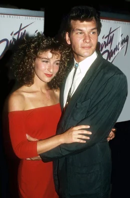 Jennifer Grey und Patrick Swayze posieren 1987 vor der Pressevorf&uuml;hrung ihres ber&uuml;hmten Films "Dirty Dancing".