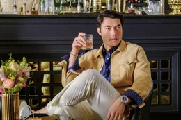 Henry Golding als Sean Townsend
