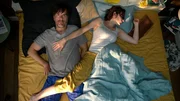 Bei Paul (Christoph Maria Herbst, li.) und Emilia (Christiane Paul) kriselt es.