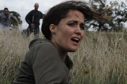 Scarlet (Rose Byrne) hat erkannt, dass der Schl&uuml;ssel zur Heilung der Infektion die Kinder Tammy und Andy sind, und ist bereit, sich f&uuml;r sie zu opfern...
