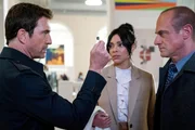 Dylan McDermott as Richard Wheatley, Tamara Taylor as Angela Wheatley, Christopher Meloni as Detective Elliot Stabler (l-r) Dylan McDermott as Richard Wheatley, Tamara Taylor as Angela Wheatley, Christopher Meloni as Detective Elliot Stabler (l-r)