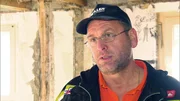 Ein Haus aus dem Jahr 1907 mit einem großen Grundstück weckt Reinhards Interesse. Vor allem die große Garage lässt den Motorrad-Fan hellhörig werden? Ein Haus aus dem Jahr 1907 mit einem großen Grundstück weckt Reinhards Interesse. Vor allem die große Garage lässt den Motorrad-Fan hellhörig werden?