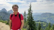 Michael Friemel testet die Hüttenpfanne auf der Krinnenalpe. Michael Friemel testet die Hüttenpfanne auf der Krinnenalpe.