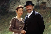 G&ouml;pfert (August Schm&ouml;lzer) findet sein Gl&uuml;ck in mehr als einer Hinsicht: Kathi (Sabrina White), die Tochter des Pointner Bauern wird seine Braut.