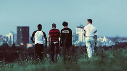 L-R: Sanchez (Aaron Maldonado-Morales), Lukas (Levy Rico Arcos),  Gino (Rafael Luis Klein-He&szlig;ling), Julius (Vincent Wiemer)