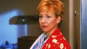 Silke Jacoby (Judith von Radetzky), die ehemalige Schließerin, kommt als Gefangene nach Reutlitz zurück. Es bedeutet eine große Umstellung, auf der anderen Seite zu stehen... Silke Jacoby (Judith von Radetzky), die ehemalige Schließerin, kommt als Gefangene nach Reutlitz zurück. Es bedeutet eine große Umstellung, auf der anderen Seite zu stehen...