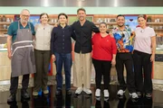 Von links: Kandidaten Dirk Urschel, Katharina Gluche, Leo Doppler, Moderator Alexander Kumptner, Kandidaten Jasmin Rullo, Mustafa Karadag und Nina M&auml;hl