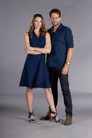 Jolene Anderson (Dr. Grace Molyneux), Ioan Gruffudd (Dr. Daniel Harrow). Jolene Anderson (Dr. Grace Molyneux), Ioan Gruffudd (Dr. Daniel Harrow).