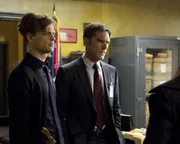 Während das BAU-Team um Hotch und Reid nach einem selbsternannten Rächer in Cleveland fahndet, macht sich Rossi Sorgen um seinen früheren Sergeant bei den Marines ... Während das BAU-Team um Hotch und Reid nach einem selbsternannten Rächer in Cleveland fahndet, macht sich Rossi Sorgen um seinen früheren Sergeant bei den Marines ...