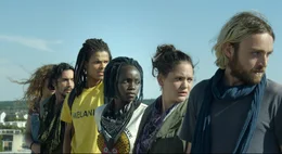 Sie k&auml;mpfen f&uuml;r die Umwelt und ihre eigene Zukunft. Von links: Julien (Rachid Yous), Arthur (Sylvain Le Gall), Adja (Tracy Gotoas), Oc&eacute;ane (Cl&eacute;mence Boisnard) und Antonio (Jules Pellissier)