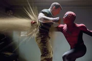 L-R: Thomas Haden Church als Sandman, Tobey Maguire als Spider-Man.
