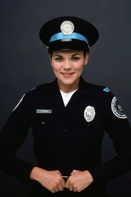 Karen Thompson (Kim Cattrall) kommt aus besseren Verh&auml;ltnissen. Sie glaubt, als Polizistin den &uuml;belsten Schurken nicht nur zu begegnen, sondern sie auch gleich zu bekehren.
