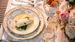 K&ouml;nigliches Dinner: Bei der Hochzeit von Prinzessin Elizabeth - der sp&auml;teren Queen - und ihrem Philip lie&szlig;en es die Briten zwei Jahre nach dem Krieg richtig krachen.