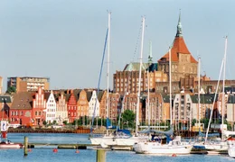Unweit von der Hansestadt Rostock befindet sich Warnem&uuml;nde, einer der sch&ouml;nsten deutschen Badeorte an der Ostseek&uuml;ste.
