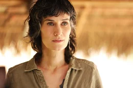 Chlo&eacute; Riva (Clotilde Hesme) unterst&uuml;tzt Largo bei der Such nach seinem Sohn, verbirgt aber ein Geheimnis.
