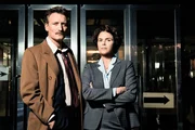 Ilja Schneider (Oliver Masucci) und Margot Spindler (Barbara Auer) wollen herausfinden, wer die Insider-Informationen über die Koko an den "Spiegel" weitergegeben hat. Ilja Schneider (Oliver Masucci) und Margot Spindler (Barbara Auer) wollen herausfinden, wer die Insider-Informationen über die Koko an den "Spiegel" weitergegeben hat.