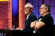 Rateteam-Kapitän Elton (r.) und der Fernsehkoch und Kochbuchautor Christian Rach (l.). Rateteam-Kapitän Elton (r.) und der Fernsehkoch und Kochbuchautor Christian Rach (l.).