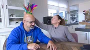 Detlef und Nicole testen den "Federfussball".