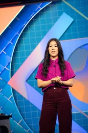 Klimaschutz kostet Geld und diesen Preis zahlen momentan vor allem die Falschen: Dr. Mai Thi Nguyen-Kim und "MAITHINK X" trennen Fake News von Fakten und zeigen, wie Klimaschutz gerechter werden kann. Klimaschutz kostet Geld und diesen Preis zahlen momentan vor allem die Falschen: Dr. Mai Thi Nguyen-Kim und "MAITHINK X" trennen Fake News von Fakten und zeigen, wie Klimaschutz gerechter werden kann.