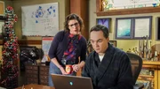 Mayim Bialik (Amy Farrah Fowler), Sheldon Cooper (Jim Parsons)