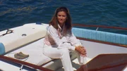 Laura Holt (Stephanie Zimbalist)