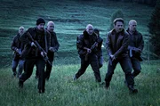 In der Dämmerung greifen die Killer der russischen Mafia an ... In der Dämmerung greifen die Killer der russischen Mafia an ...