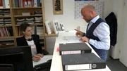 Elektromeister Markus Henseler (r.) mit Mitarbeiterin