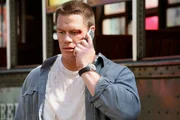 Der Anruf scheint nicht erfreulich zu sein: Detektive Danny Fisher (John Cena) muss sich auf ein perfides Spiel mit einem rachs&uuml;chtigen Gangster einlassen, um seine Freundin zu retten.
