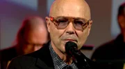 Jazzpianist und Arrangeur John Beasley aus Kalifornien ist der musikalische Kopf des ersten Teils der 18. 'Heimspiel'-Ausgabe: Sein neues Programm mit der SWR Big Band ist in gewissem Sinne eine Hommage an die Stadt Stuttgart, die er seit der Zusammenarbeit mit dem SWR lieben gelernt hat.