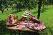 Hero shot von Steakfleisch roh, verschiedene Teile